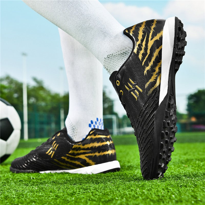Unisex Youth Soccer Cleats Lightweight FG Football Shoes for Match Training Enhanced Grip Durable Comfortable