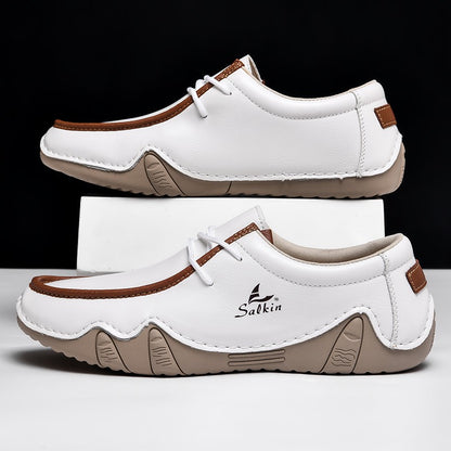 New 2024 Fashion Handmade Leather Casual Men Shoes Design Sneakers Man Loafers Breathable Low Top Flat Shoes Driving Plus Size