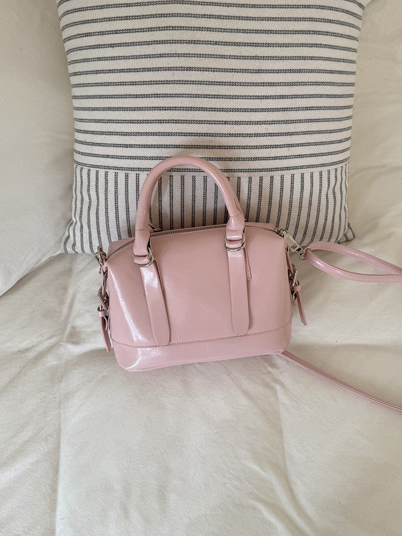 2025 new retro crossbody bag, shoulder bag, pillow bag, bowling bag, fashionable casual business daily commuting women's bag