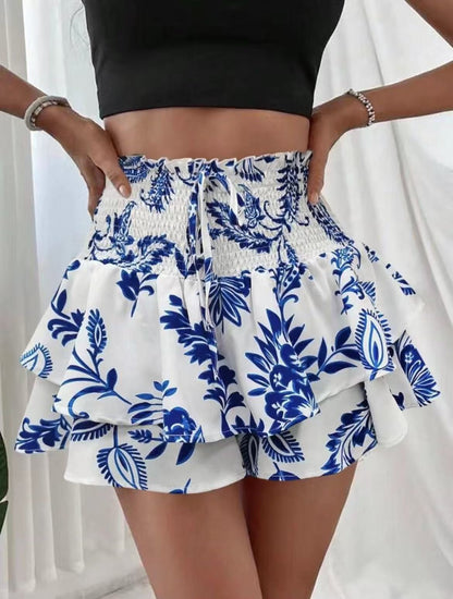 Spring and summer new small floral fashion women's shorts with a drape effect, versatile casual skirt pants.