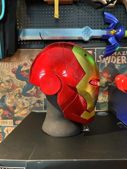 Máscara Elétrica Usável Capacete Homem de Ferro 1:1 Abertura Automática Manual e Fechamento Manual Personagens Modelo Brinquedos Adultos Presentes de Aniversário