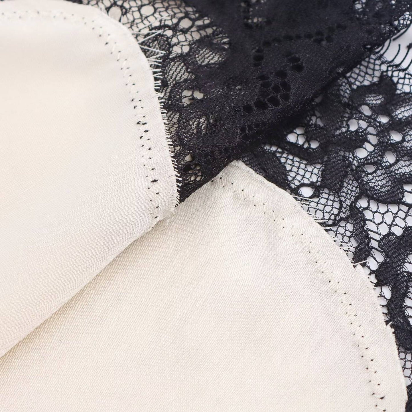 Women Fashion Sexy V-Neck Lace Elegant Halter Dress Asymmetric Hem Dress 2025 Summer New Fashion Holiday Party Beach Dresses