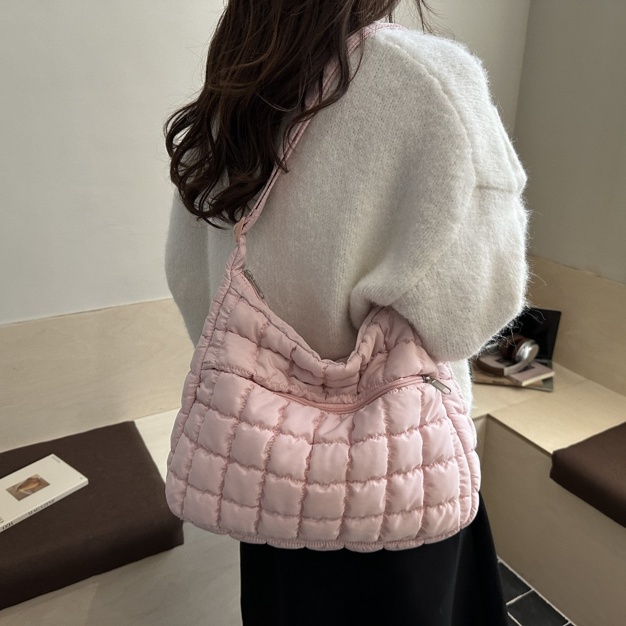 2025 New Quilted Puffer Shoulder Bag for Women Large Capacity Tote Sling Bag Fashion Casual Crossbody Satchel Bag Female Handbag