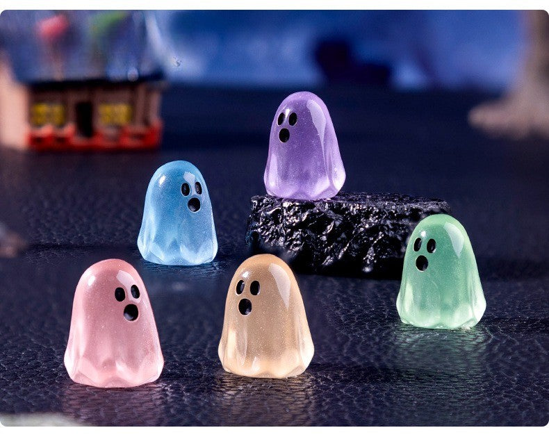 10/20/50pcs Luminous Ghost Figures Glowing At Night Action Figure Mini Micro Landscape Miniatures Halloween Decoration Gifts