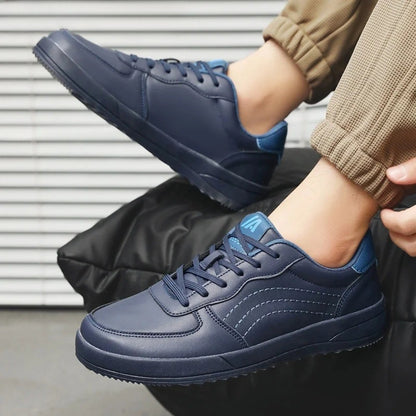 2025 New Mens Casual Shoes Leather Fashion Breathable Sneakers Anti Slip Travel Shoes Lace Up Flats Shoes Comfortable Men Shoes