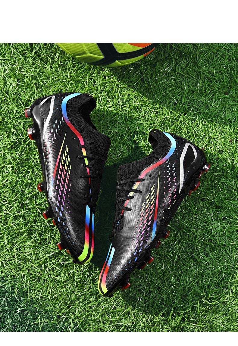New Men Ultralight Soccer Shoes TF/FG Professional Football Boots Unisex Non-Slip Training Soccer Cleats Outdoor Field Chuteira