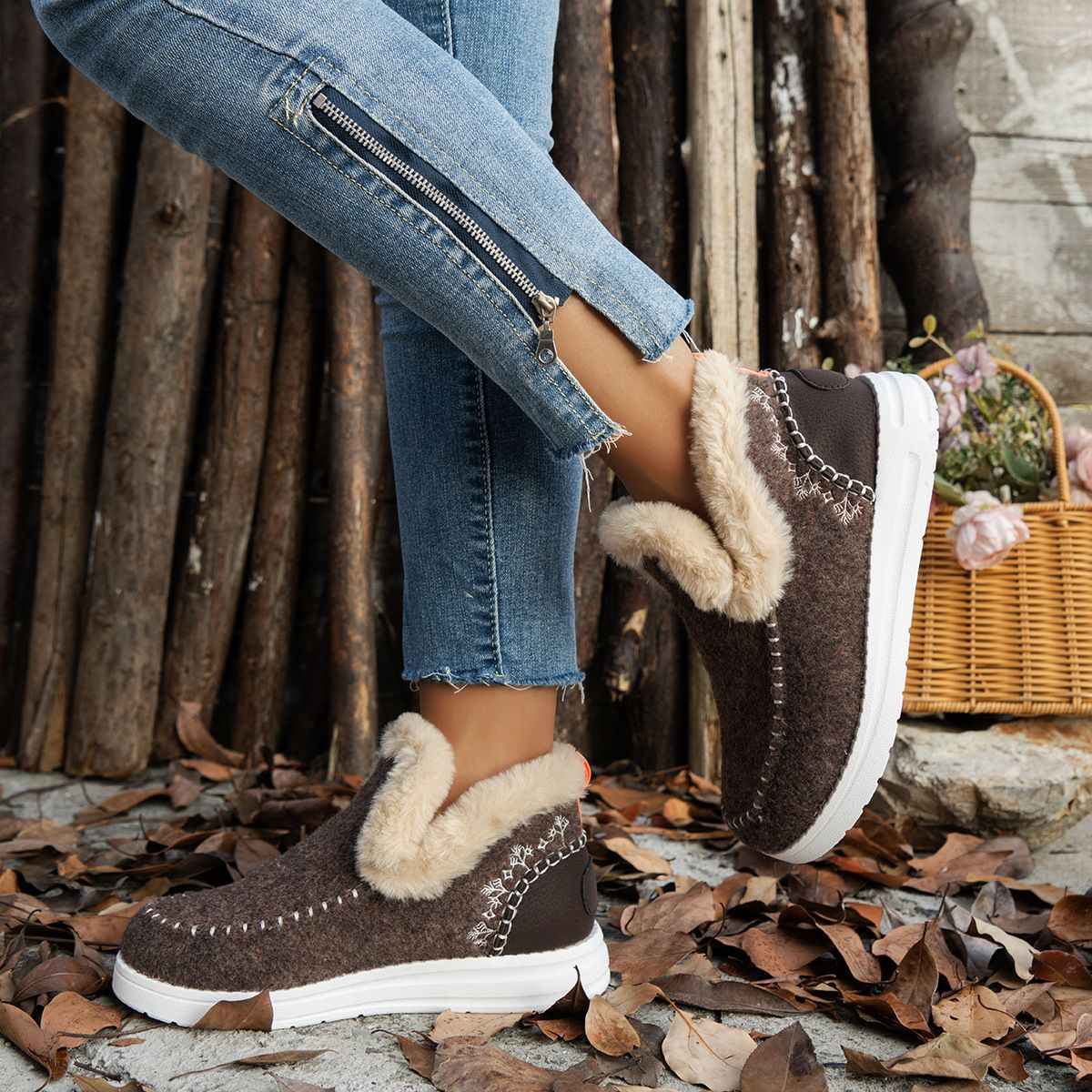 2024 Hot Sale Women Shoes Sleeve Women's Boots Winter Round Toe Plush Fleece for Warmth Short Barrel Flat Large Size Snow Boots