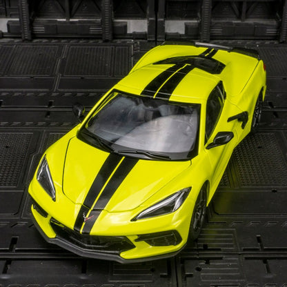 Maisto 1:24 Chevrolet Corvette C8 2020 modelo de carro em liga, portas, capô do motor e porta-malas podem ser abertos, carrinho de brinquedo infantil