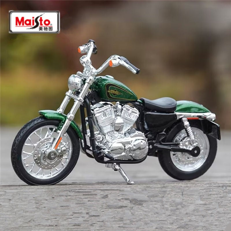 Maisto 1:18 Harley XL 1200V Seventy-Two Modelo de Moto de Liga Metálica Fundida Modelo de Moto de Rua de Metal Simulação Presentes Infantis