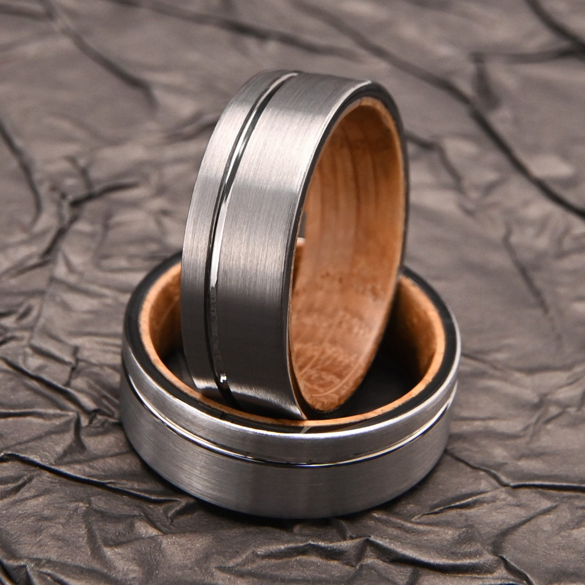 Anel de Tungstênio com Acabamento Escovado de 8mm, Anel Interno de Madeira de Barril de Vinho, Aliança de Casamento Masculina, Anel de Noivado, Joia da Moda, Presente