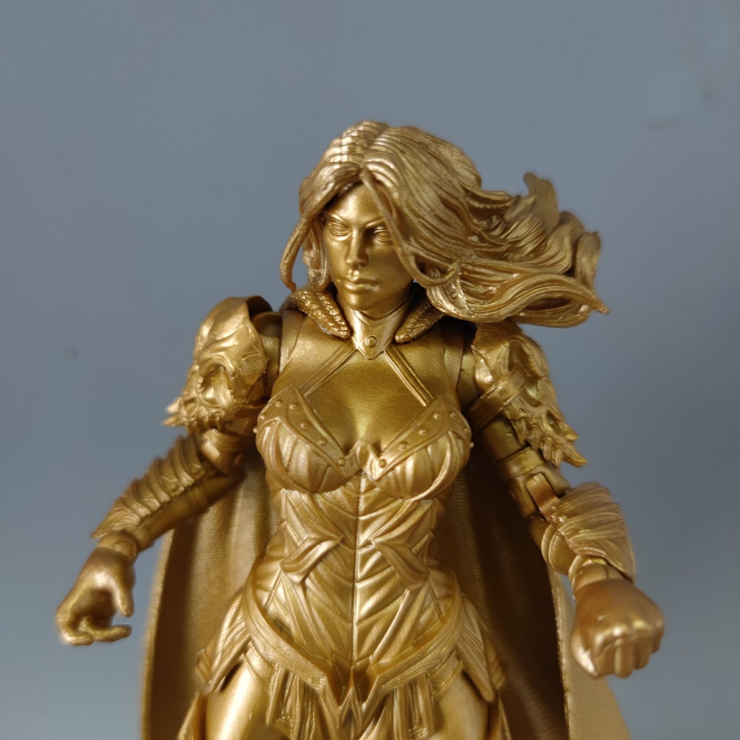 Multiverse Bat-Herói Dr.-Destino Atom Espantalho Silêncio Mulher-Maravilha Dourada 7" Boneco de Ação Solto