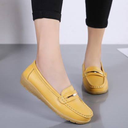 2025 New Genuine Leather Shoes Woman Slip On Women Flats Moccasins Women's Loafers Spring Autumn Mother Shoe Big Size 35-44