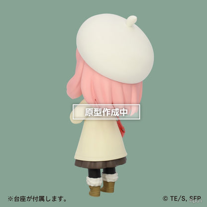 15CM Anime SPY Family Anya Forger Figura 4 Roupas de Inverno Chapéu Vestir-se Fofo Modelo de Pé Brinquedo Presente Coleção Boneco de Ação