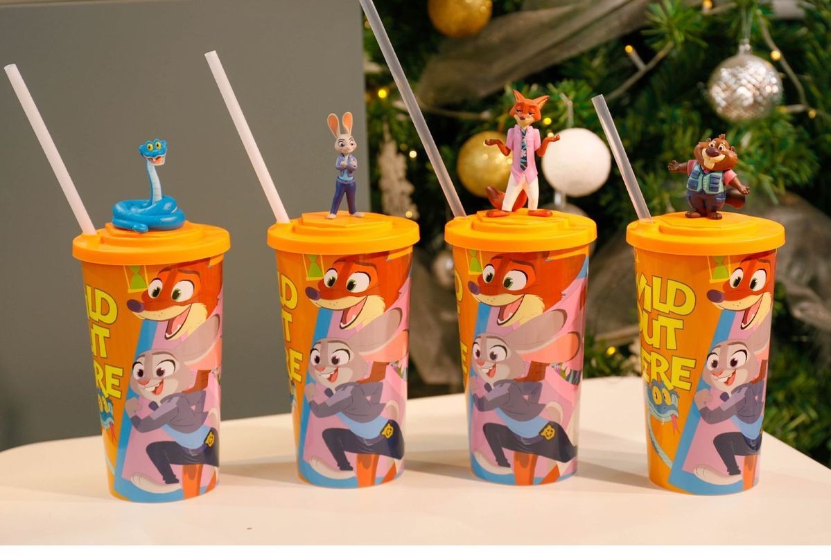 Copo de Água Original em Formato Disney Zootopia 2 Nick Judy Copos Estilizados de Desenho Animado com Alça Transversal Presentes Kawaii de Aniversário para Meninas e Meninos