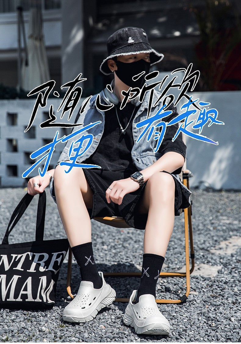 Summer Sandals Men Beach Slipper Platform Soft Sole Waterproof Anti-Slip Sandals Water Shoes Outdoor Sport Hollow out Men Shoes