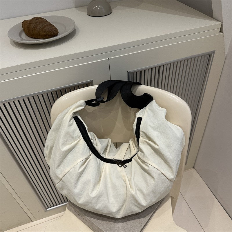 Large Capacity Simple Shoulder Bags Comfortable and Versatile Texture Crossbody Bags for Women Men Fashion Casual Storage Bags