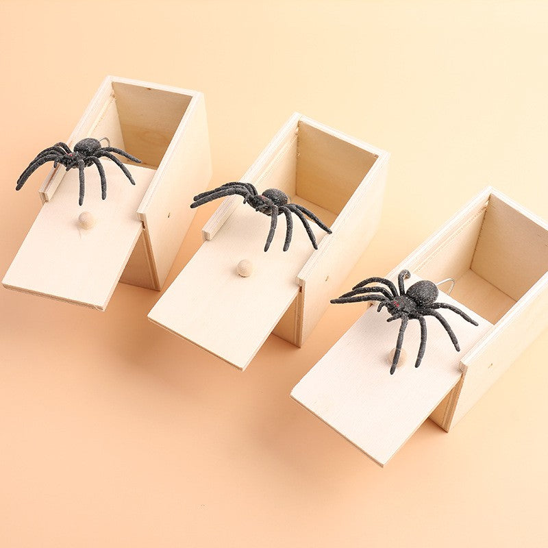 Tricky Toy Simulation Spider Wooden Box Spoof Insect Spider Box Creative Haunted House Horror Scene Layout Small Wooden Box