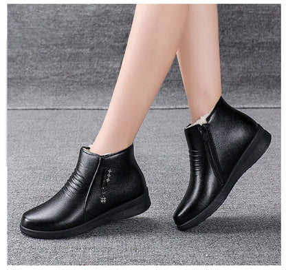 Leather Boots 2024 New Winter Middle-aged Flat Bottom Shoes for Women Soft Bottom Non-slip Wool Warm Cotton Shoes Women Boots