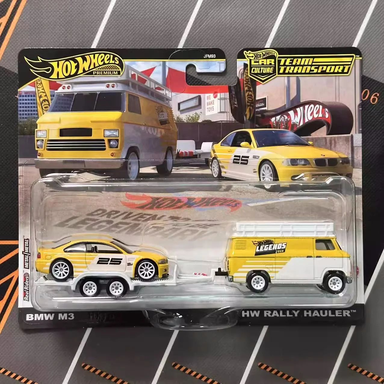Em Estoque Genuíno Hot Wheels Legends Tour Team Transport 2025 Bmw M3 Hw Rally Hauler 1:64 Premium Diecast Carro Modelo Presente Legal Para Meninos