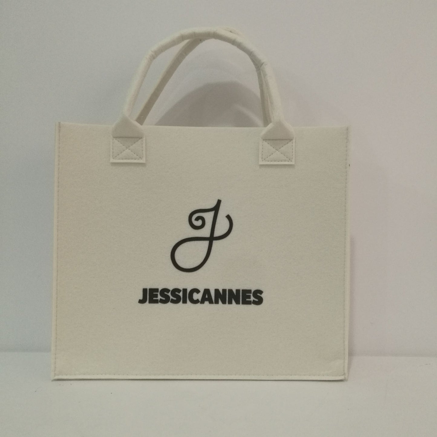 Wholesale 100pcs/lot Hot Sell Large Capacity Customize Logo Size Felt Reusable Tote Shopping Bags for Wedding Party Packaging