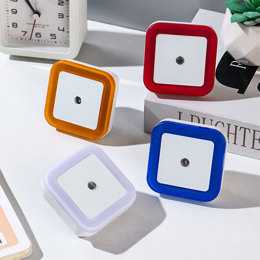 Plug in Dimmable Led Night Light with Auto Dusk to Dawn Sensor,for Hallway Bedroom Kids Room Kitchen Stairway?4Pack white light