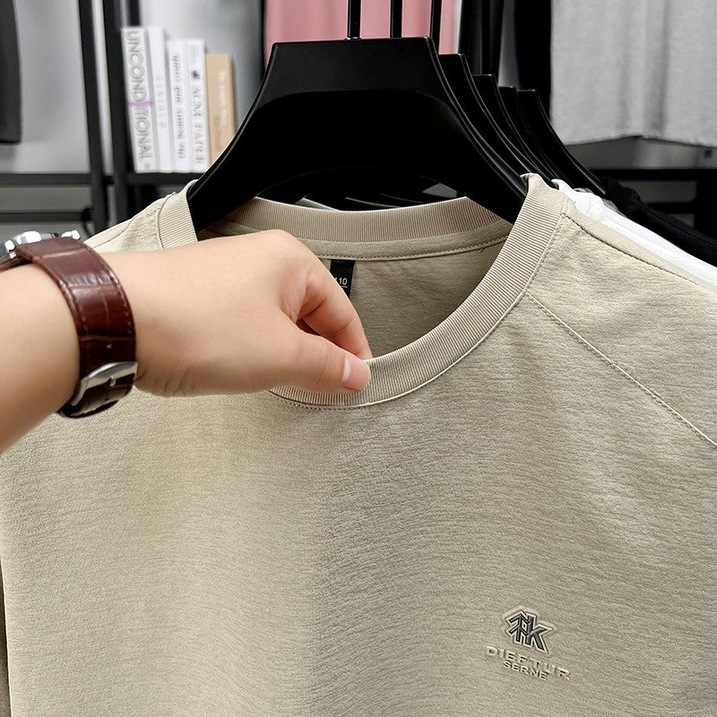 2025 New Men's Korean Style Fashion Badge Short Sleeved Sleeve Round Neck T-shirt Casual and Comfortable Summer Versatile Top