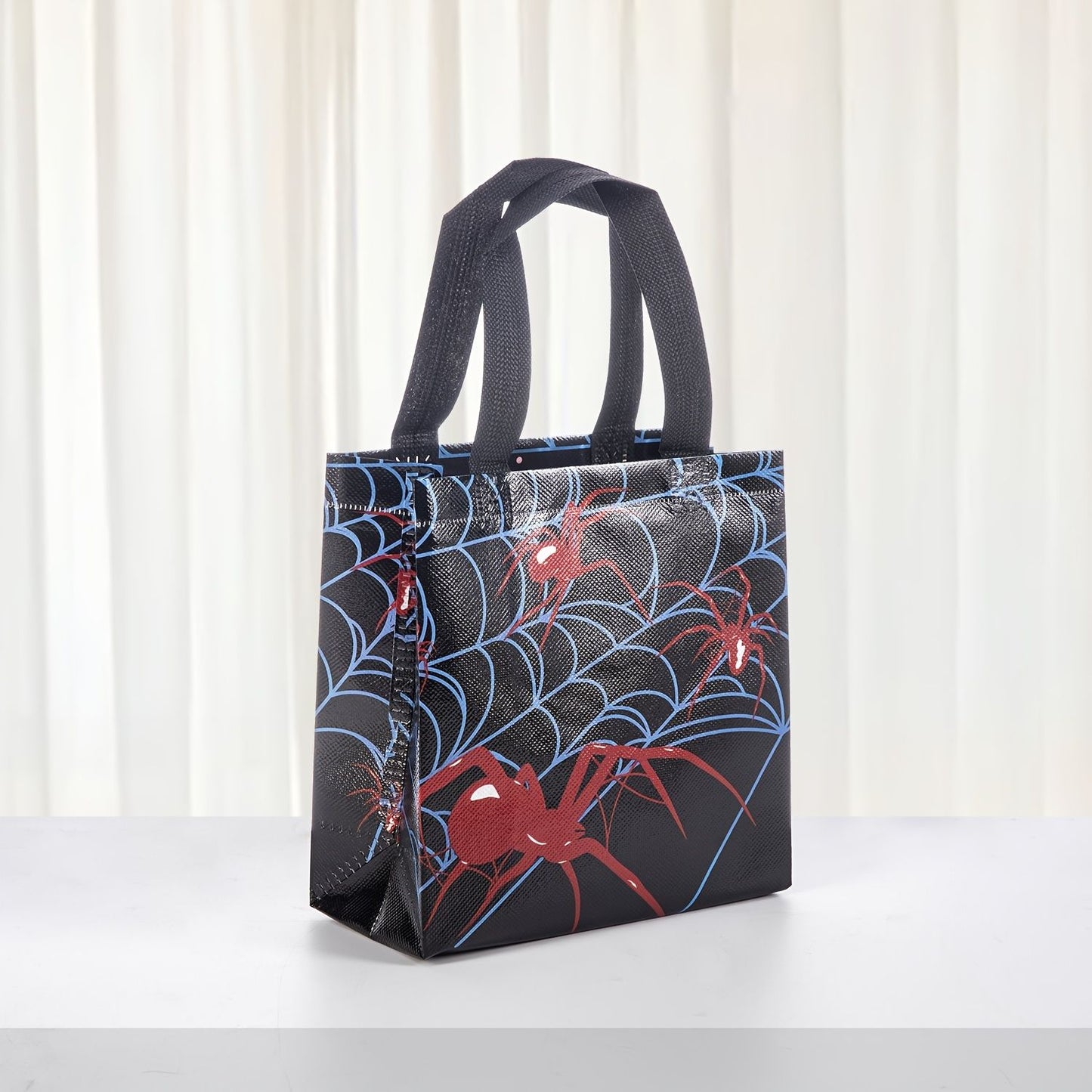 6/30pcs Spider Print Gift Bags Non Woven Tote Bags Halloween Party Favor Bags for Candy Gifts and Shopping