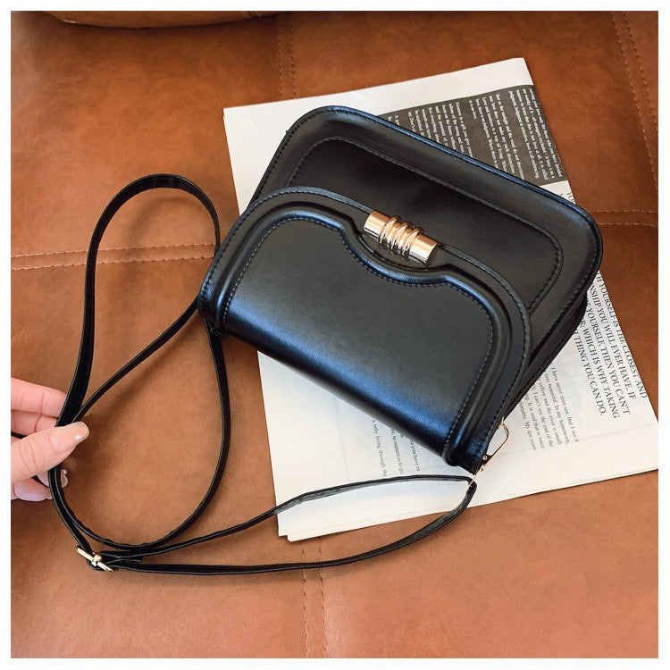 Latest Retro Crossbody Bag for Women High End Fashion Saddle Shoulder Handbag Unique Design