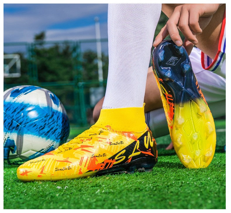 Men's Soccer Shoes Cleats Non-Slip FG Football Boots Men High-quality Match Training Sneakers Futsal Indoor Soccer Boots Boys