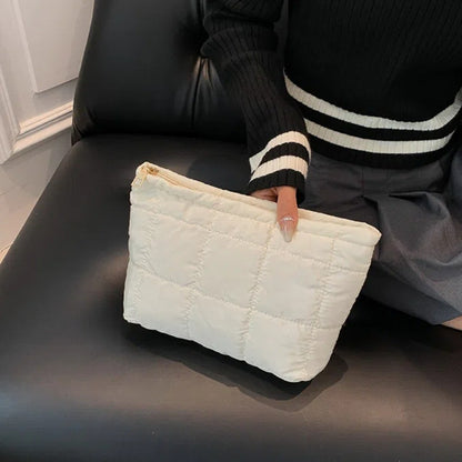 Cotton Filled Puffer Pouch Large Capacity PU Leather Puffer Padded Makeup Bag Sewn Korean Style Thick Plaid Clutch Bag Work