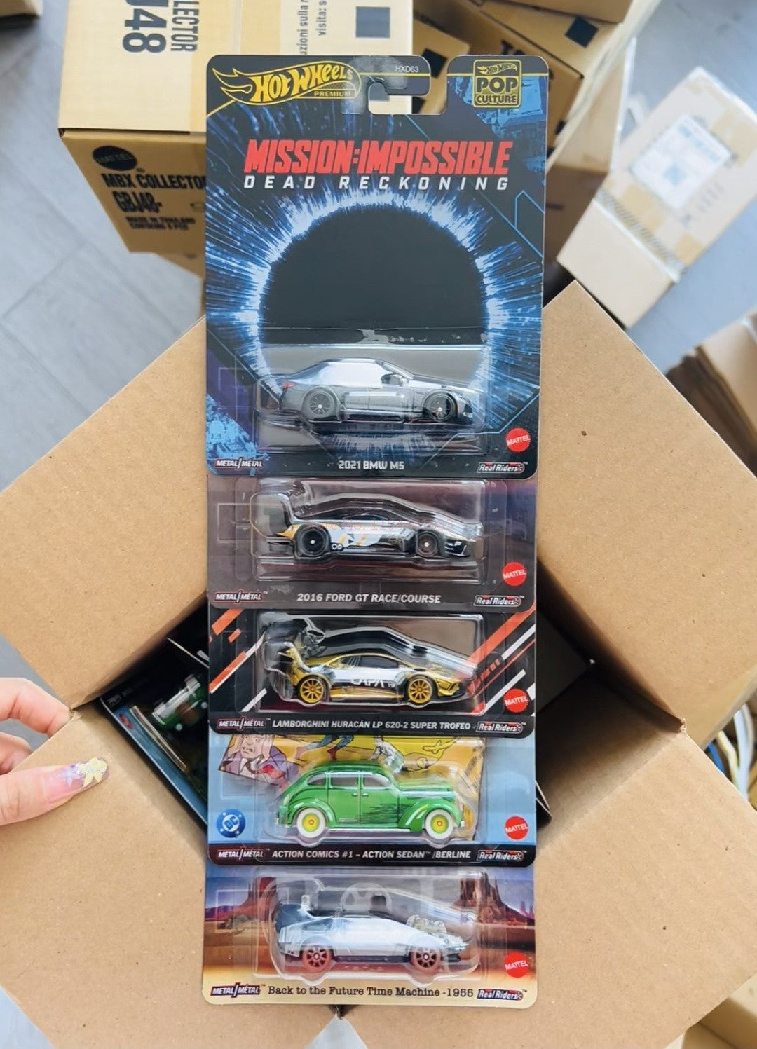 2025 Original Hot Wheels 2025 Pop Culture Hxd63-L Series Lamborghini Back To The Future Car Model Toys Model Car Collection Gift