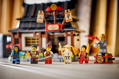 ?Pré-venda Janeiro?LEGO® NINJAGO® Ferreiro das Quatro Armas 15º Aniversário com 6 MINIFIGURAS NINJAGO para Maiores de 14 Anos 1259 Peças 71858