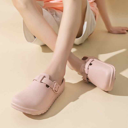 Surgical shoes for men and women breathable specialized protective clogs for doctors nurses and laboratory use sandals
