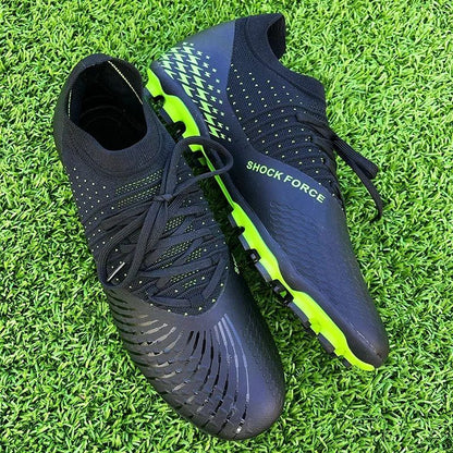 Spiked Comfortable Breathable Competition Soccer Cleats for Training and Matches