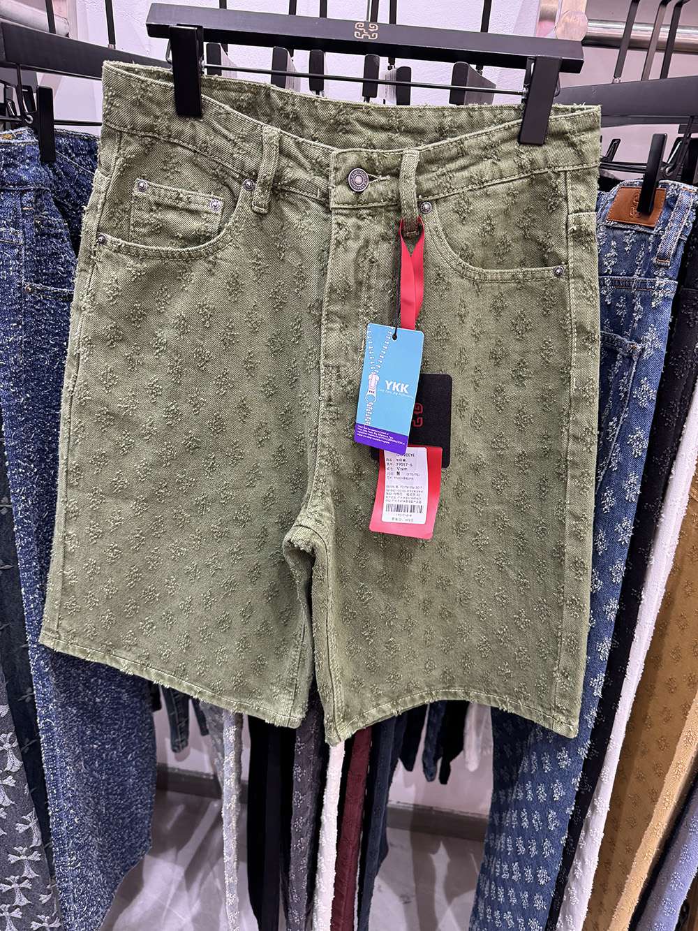 New Summer Men Distressed Short Jeans Vintage Jacquard Straight Leg Men's Denim Shorts Pants