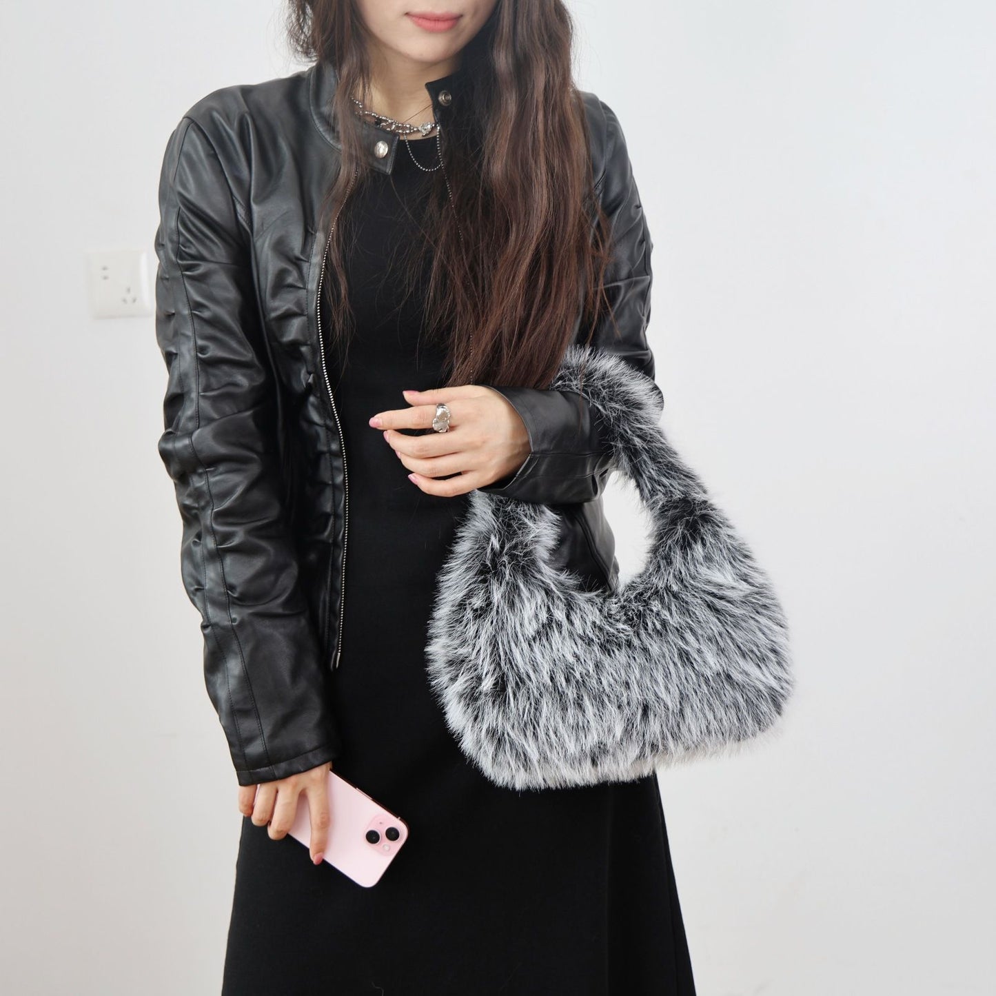 Solid Color Plush Dumpling Bag Simple Style Niche Design Faux Fur Handbag Tote Small Women's Underarm Hobo Bag