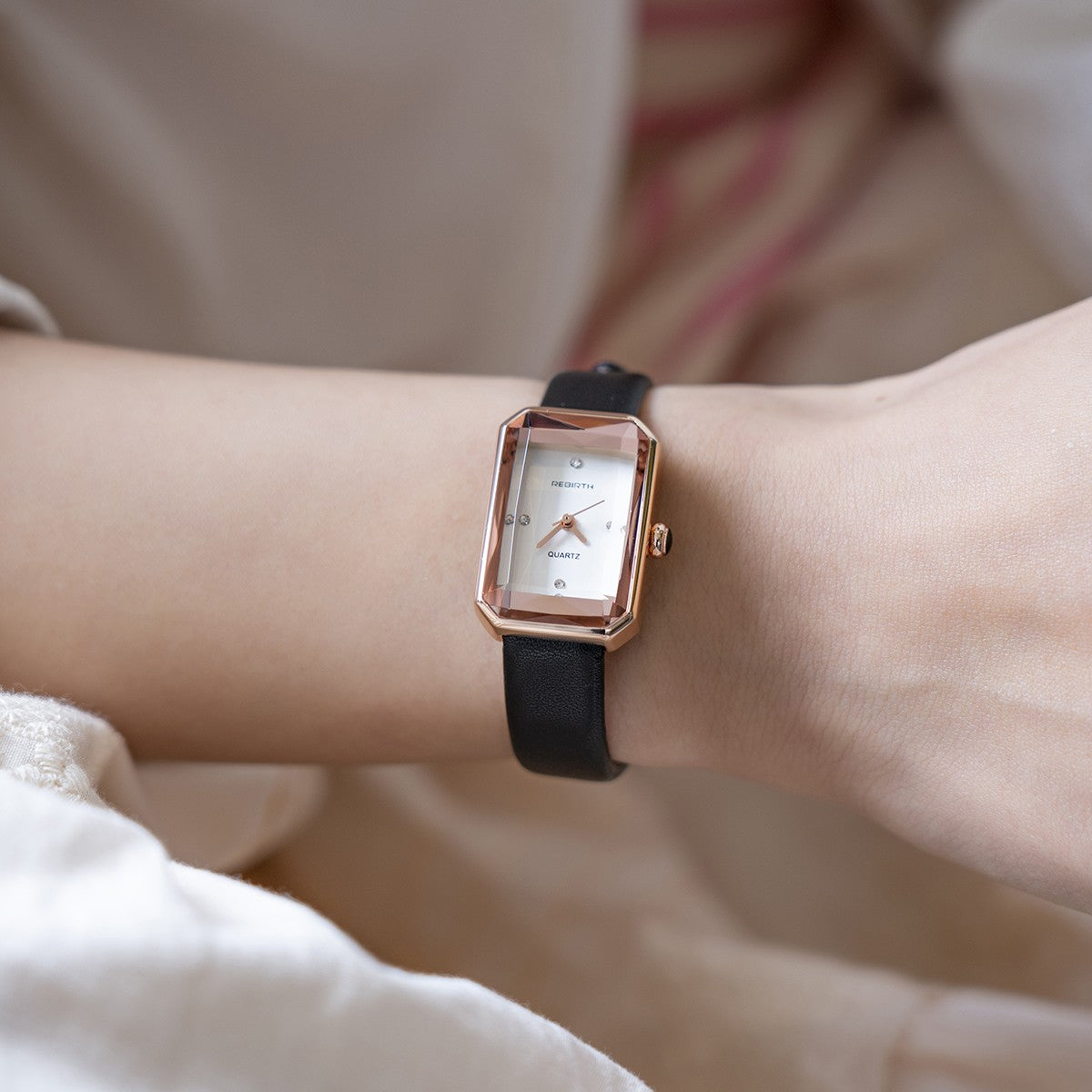 Retro Casual Elegant Versatile Quartz Watch