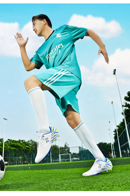 Unisex Youth Soccer Cleats Lightweight FG Football Shoes for Match Training Enhanced Grip Durable Comfortable