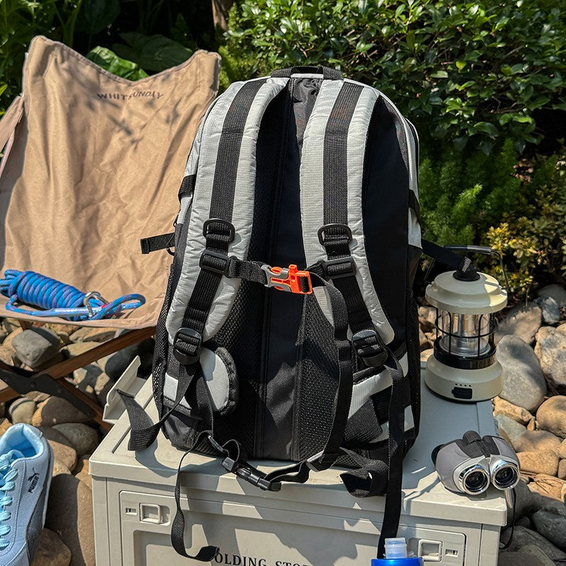 New leisure Outdoor Hiking Backpack  Women's And Men's  Camping Mountaineering   Bag  Lightweight Cycling Backpack Nylon