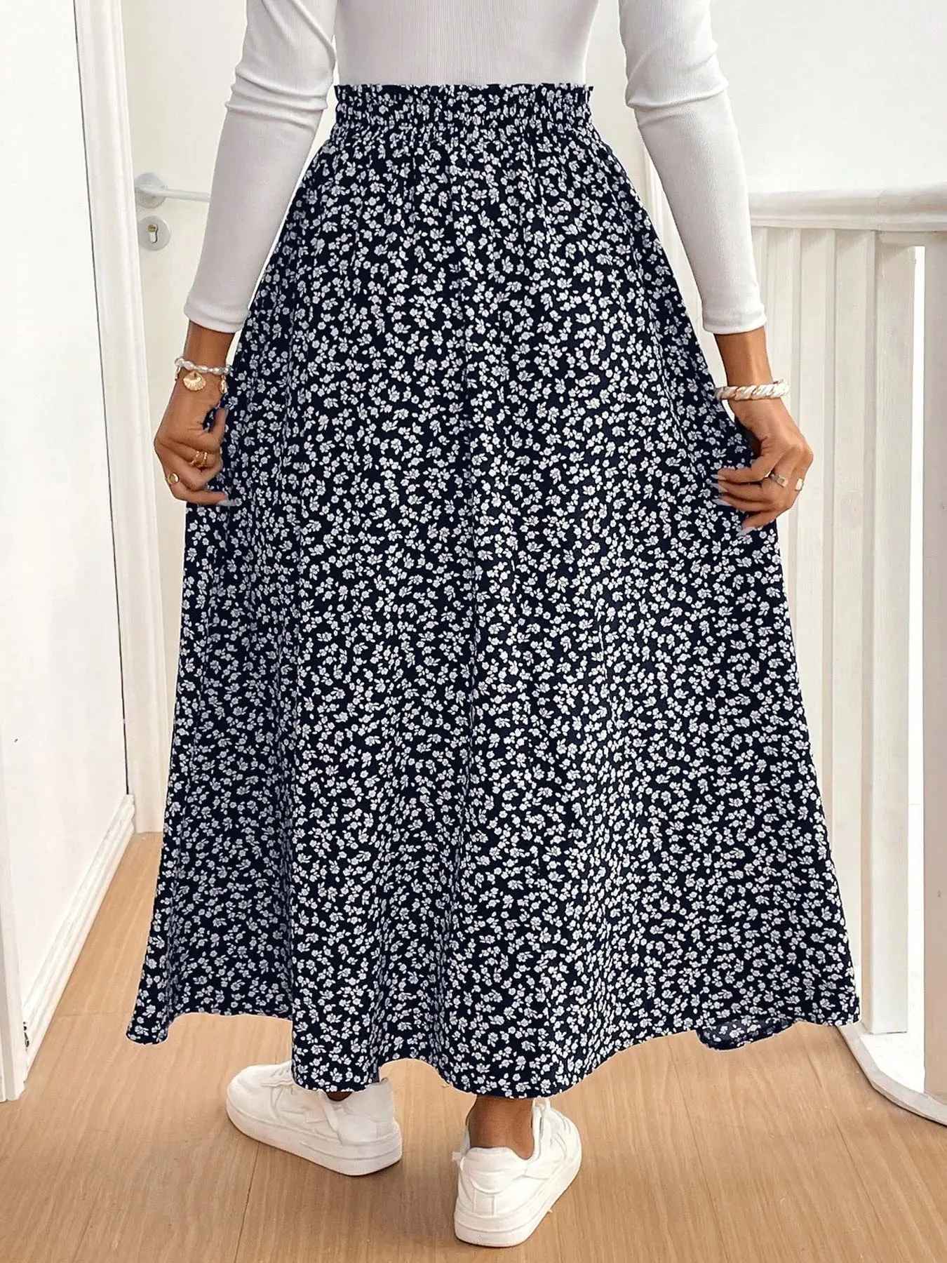 2025 new spring and summer large-size skirt casual loose women's large-size skirt
