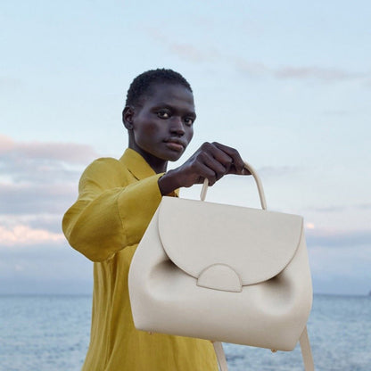 2026 Luxury Smiley Pig Crossbody Bag French Style Unique Design Handbag Premium Commuter Simple Versatile Tote