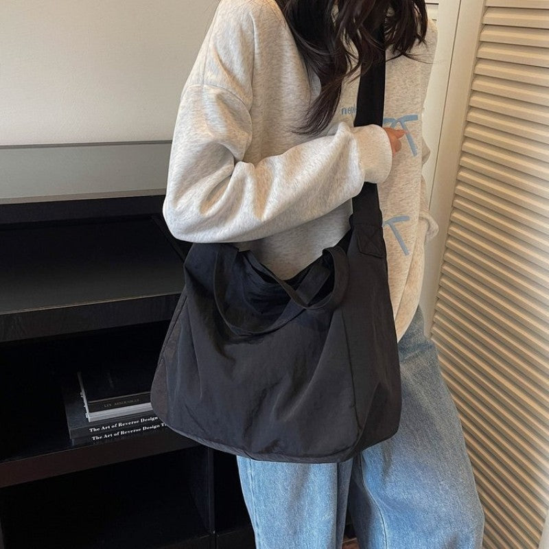 Lazy Style Nylon Crossbody Shoulder Bag Women Casual Large Capacity Bucket Tote Bag Lightweight Japan Style Simple Handbag
