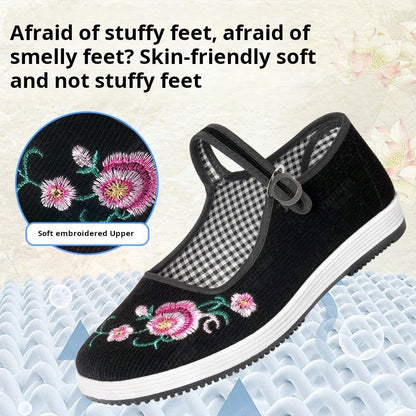 Women's Traditional Chinese Embroidered Cloth Shoes Vintage Handmade Floral Pattern Non-Slip Sole Comfortable Casual Flats Class