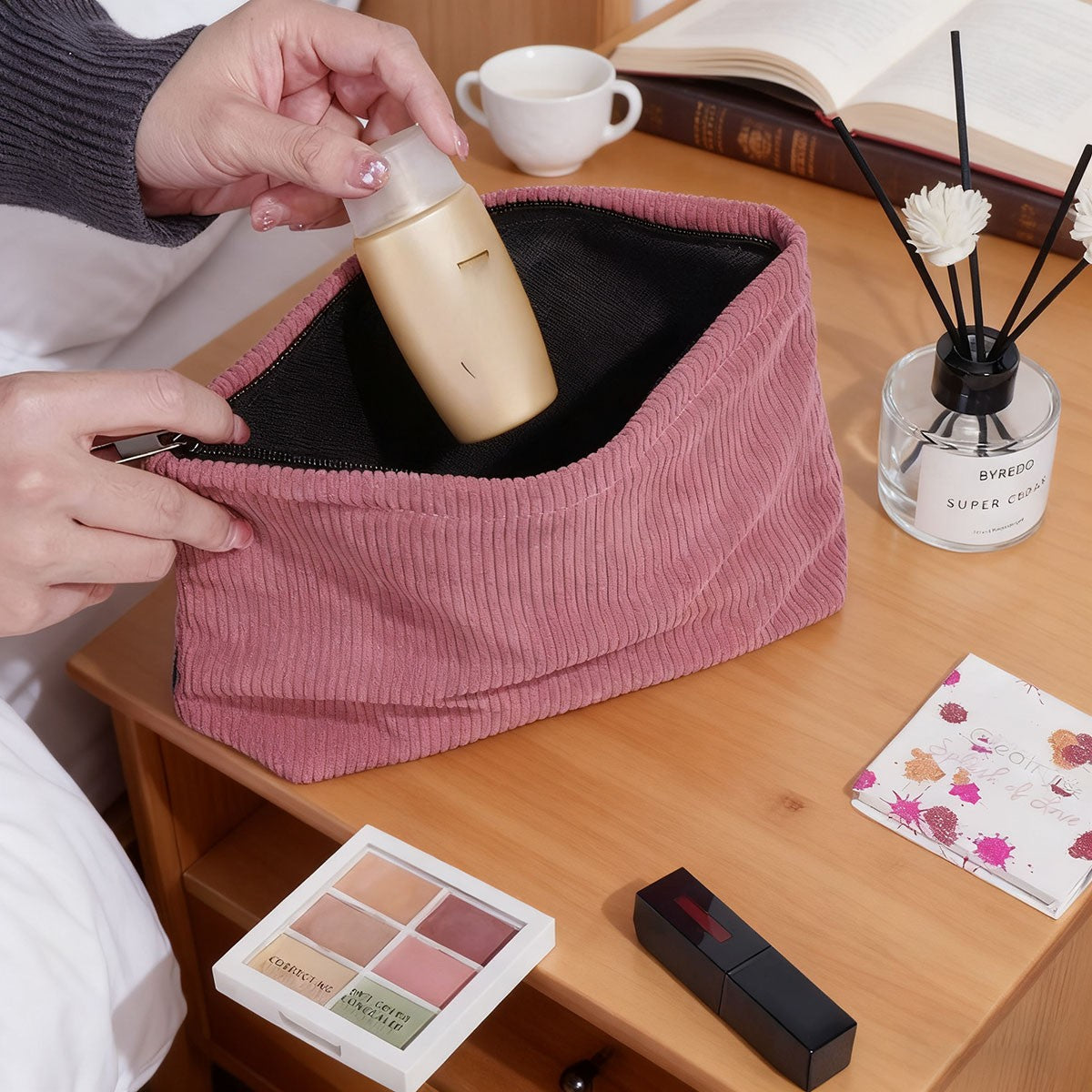 Corduroy Travel Cosmetic Bag Portable Makeup Storage Bag Purses Women Large Capacity Zipper Make Up Organizer Storage Clutch