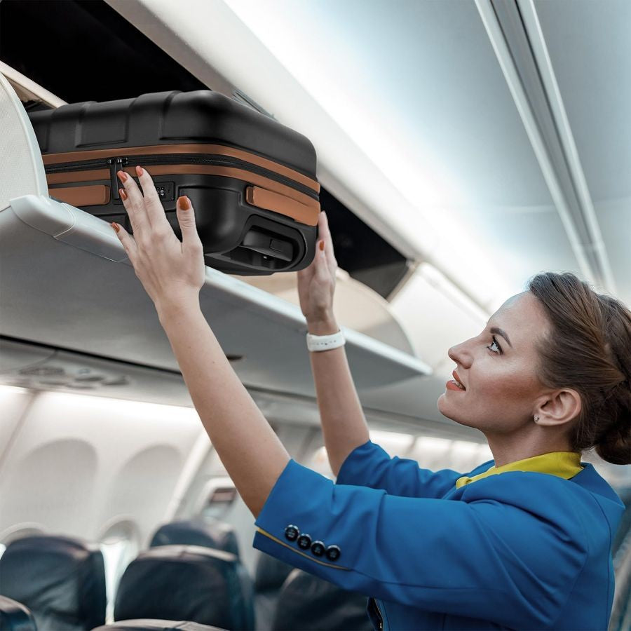 Carry On Luggage 22x14x9 Airline Approved with Spinner Wheels, Lightweight 20inch CarryOn Suitcase for Men amp Women, Black