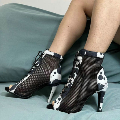 Novas Sandálias Femininas de Salto Alto Sexy Vazadas em Tela Tendência da Moda Verão Conforto Peep Toe Botas Stilettos Jazz Dance Tamanhos Grandes