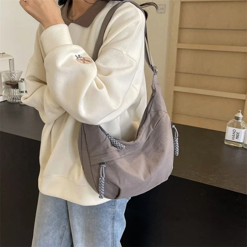 Durable Nylon Fabric Shoulder Bag High Capacity Women's Crossbody Messenger Bag Stylish Leisure Hobo Handbag for Everyday Use