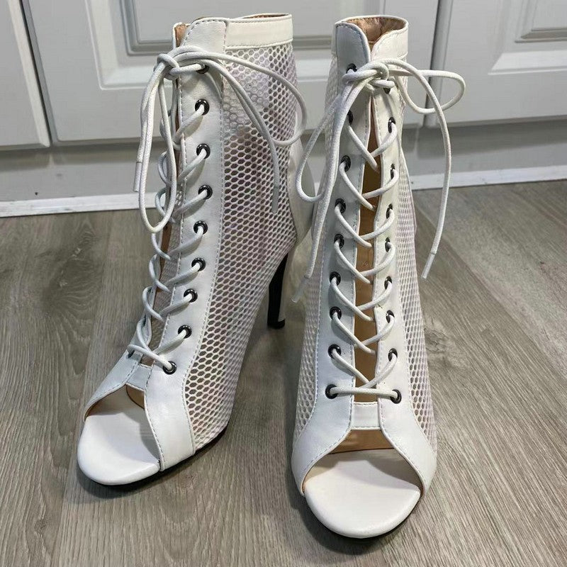 Novas Sandálias Femininas de Salto Alto Sexy Vazadas em Tela Tendência da Moda Verão Conforto Peep Toe Botas Stilettos Jazz Dance Tamanhos Grandes
