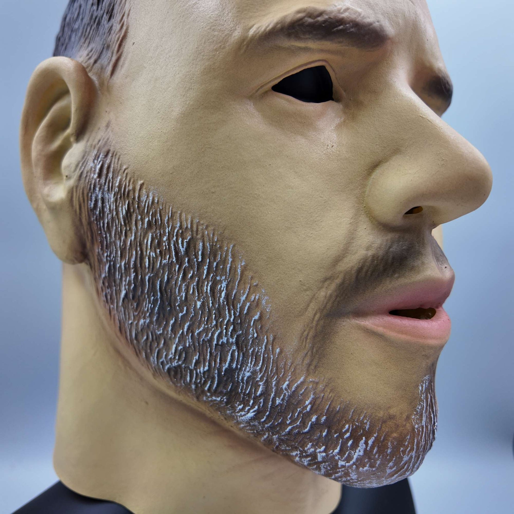 Realistic Latex Male Mask Chris Hemsworth Celebrity Mask Halloween Carnival Costume Party Fancy Dress Adult Prank Head Cover