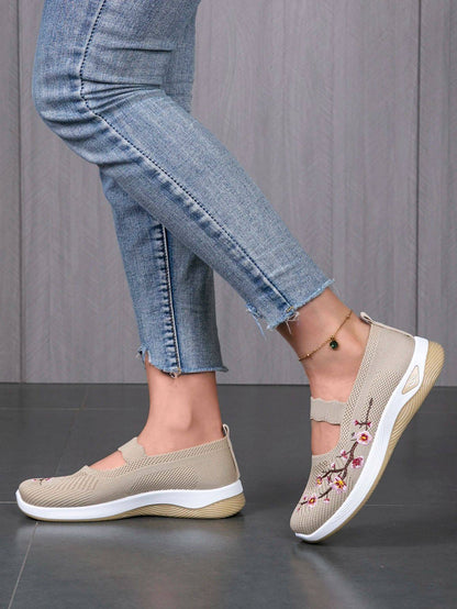 Women's Summer Casual Sneakers - Breathable Mesh Flats for All-Day Comfort